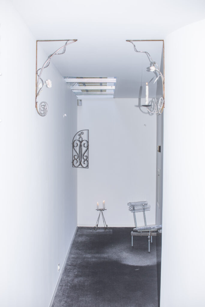 chloe arrouy works Rooming, duo show La Bocca della Verita, Brussels, Belgium, September 2021